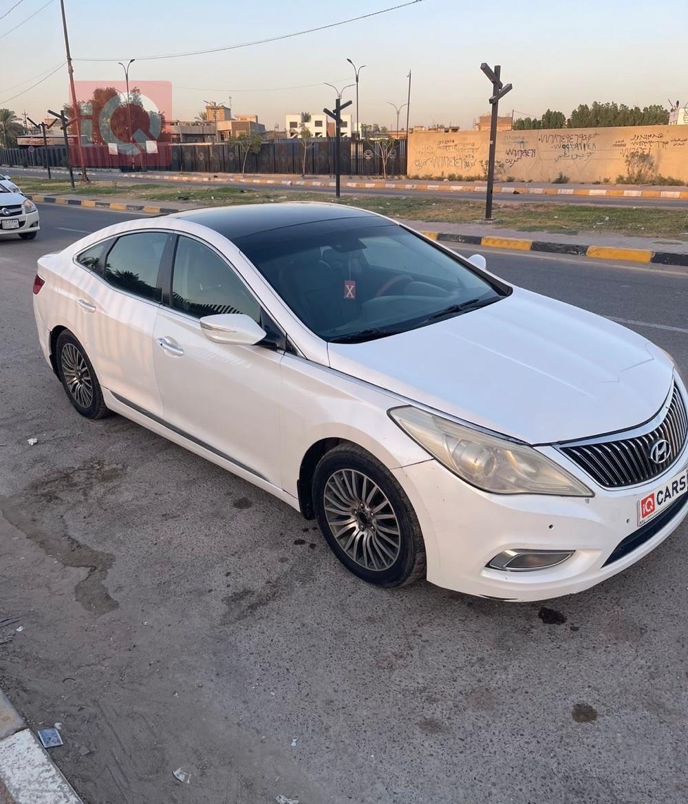 هيونداي أزيرا